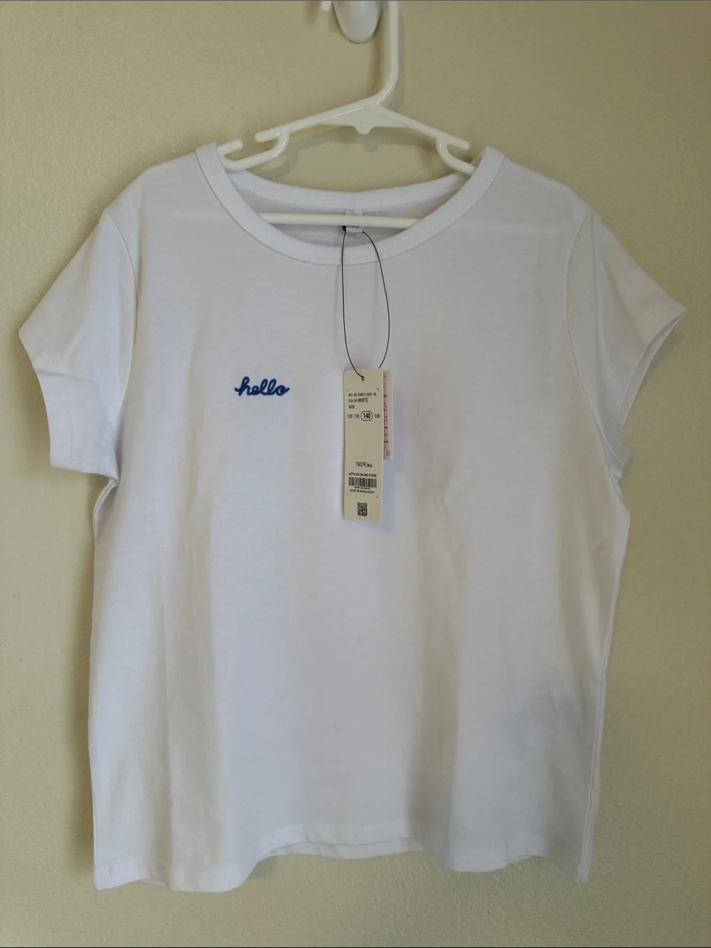 Hello Tee - Picture 1 of 5